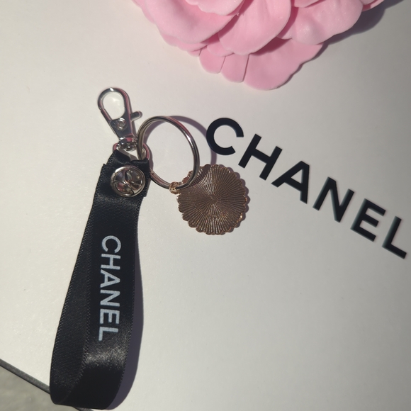 CHANEL Authentic Black Ribbon Upcycled Keychain with Pearl Medallion - Picture 3 of 3
